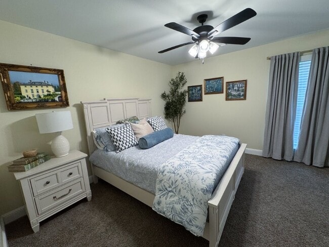 Building Photo - 2415 England Ln