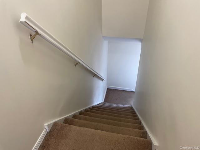 Building Photo - 19 Kentucky St