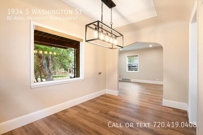 Building Photo - 1934 S Washington St