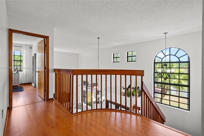 Building Photo - 4671 SW 155th Pl