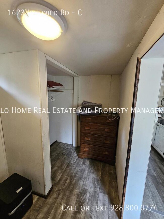 Building Photo - 1623 Idylwild Rd