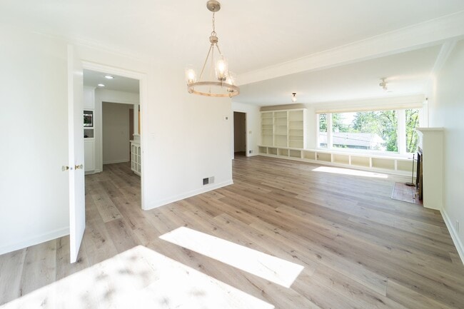 Building Photo - Gorgeous Hillsdale Home w/3 Decks, Picturesque Yard, Sauna, Garage & AC! Pets Welcome!