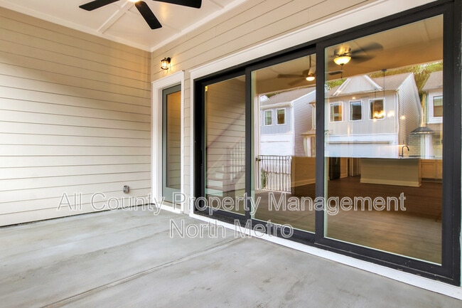 Building Photo - 718 Stickley Oak Way