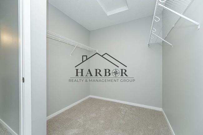 Building Photo - Brand NEW Caroline Apartments -Premier Uni...