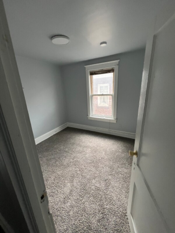 Building Photo - 334 E College Ave