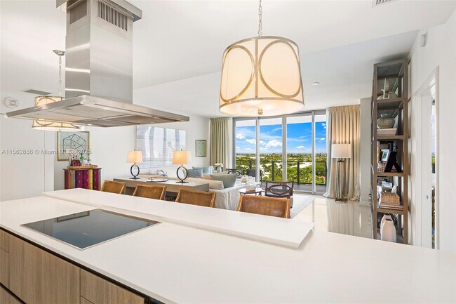 Building Photo - 360 Ocean Dr