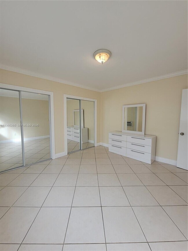 Building Photo - 835 Lenox Ave.