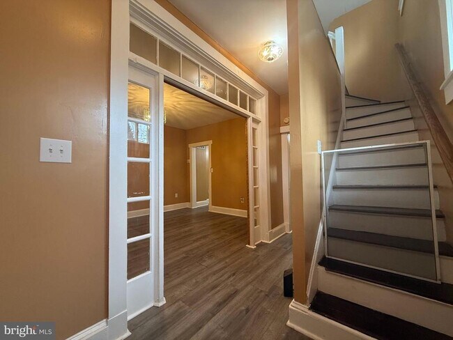 Building Photo - 720 Springfield Ave