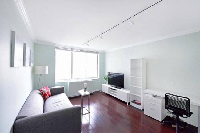 Building Photo - 1 bedroom in New York NY 10065