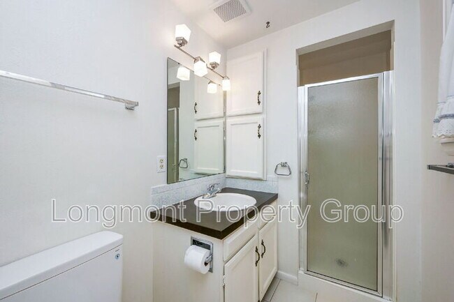 Building Photo - 2336 Smith Ct