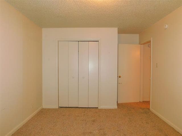 Building Photo - 705 Windfields St
