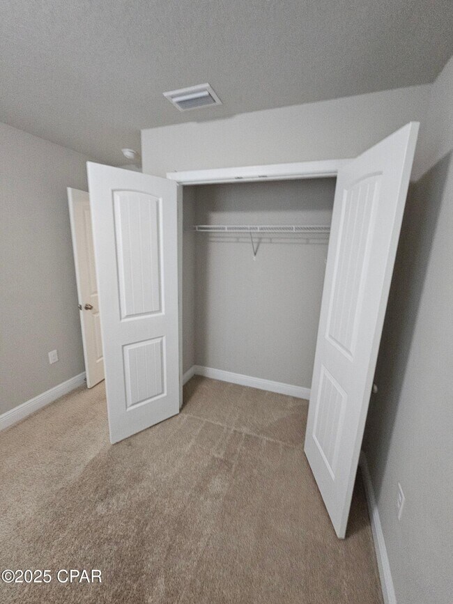 Building Photo - 5804 Callaway Cir