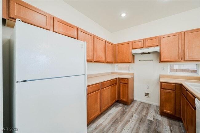 Building Photo - 7204 Rolling Shore Ct