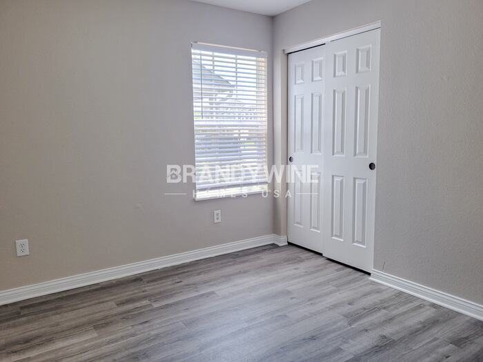 Building Photo - 2759 Rothe Ln