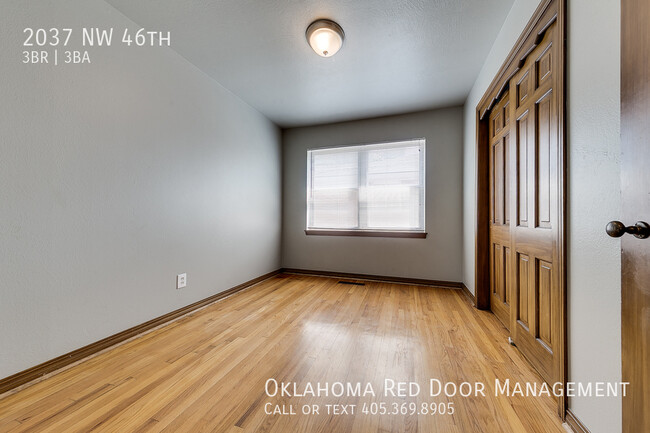 Building Photo - 2037 NW 46th-