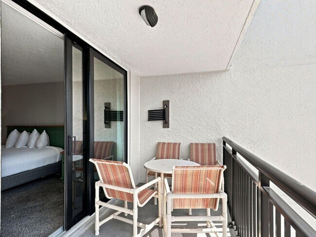 Building Photo - 1040 US-98