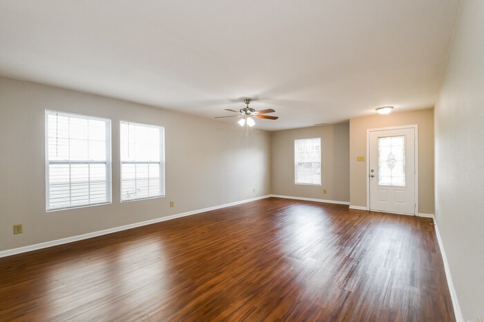 Building Photo - 9620 W Stargazer Dr