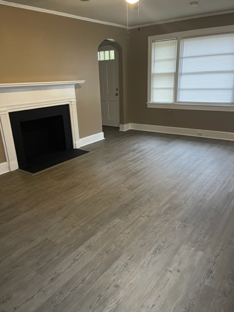 Building Photo - 615 N Steele St