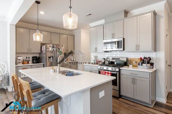 Building Photo - 312 Bedivere Ln