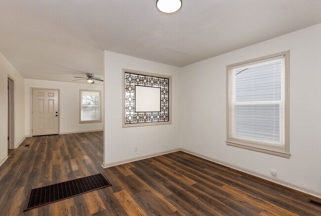 Building Photo - 3 Bedroom, 2 Bath in Birmingham