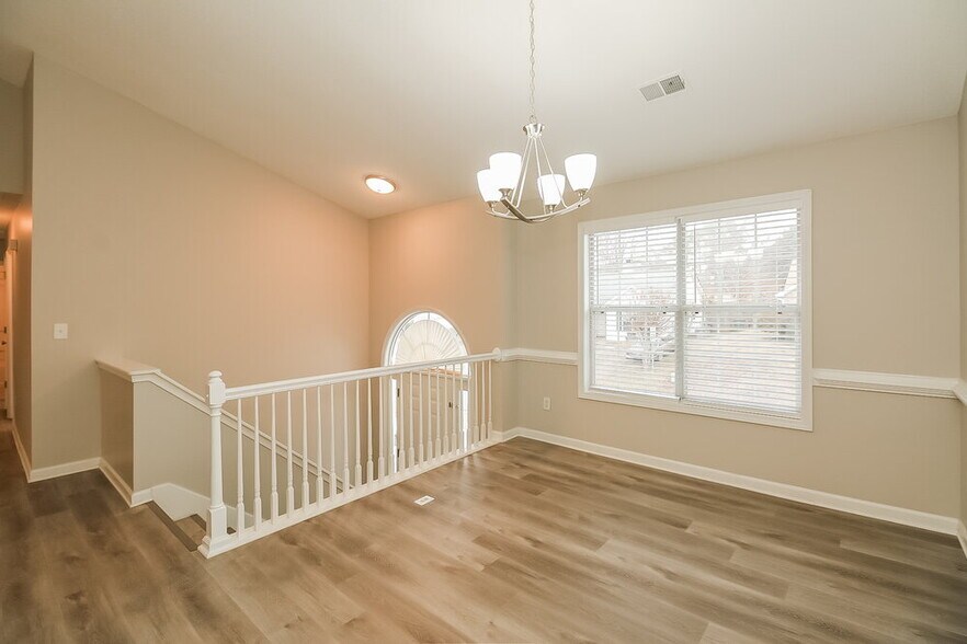 Building Photo - 1801 Portwest Way