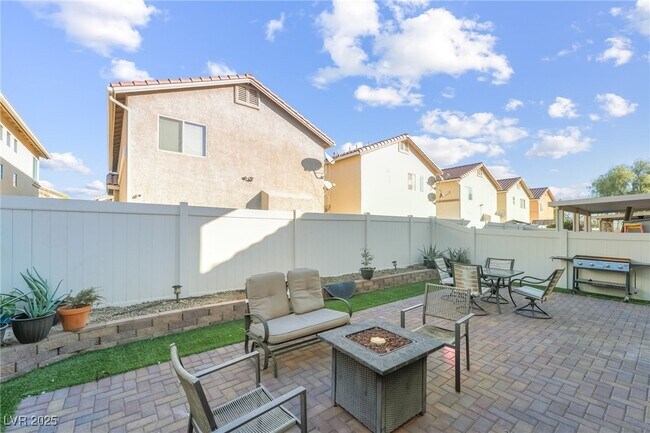 Building Photo - 6496 Chettle House Ln