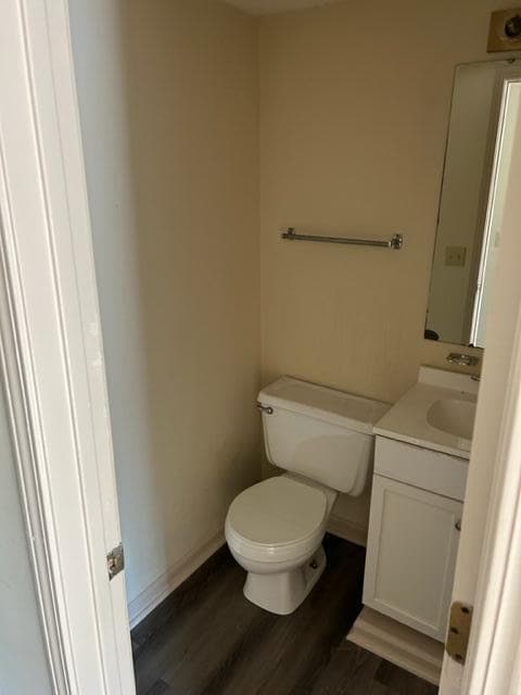 Building Photo - 1960 Coral Way