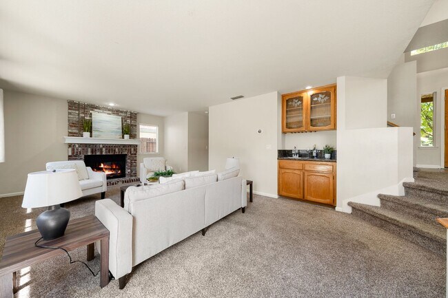 Building Photo - 1451 Lorimer Way