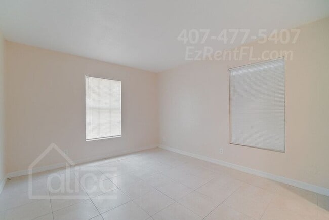 Building Photo - 720 4th St