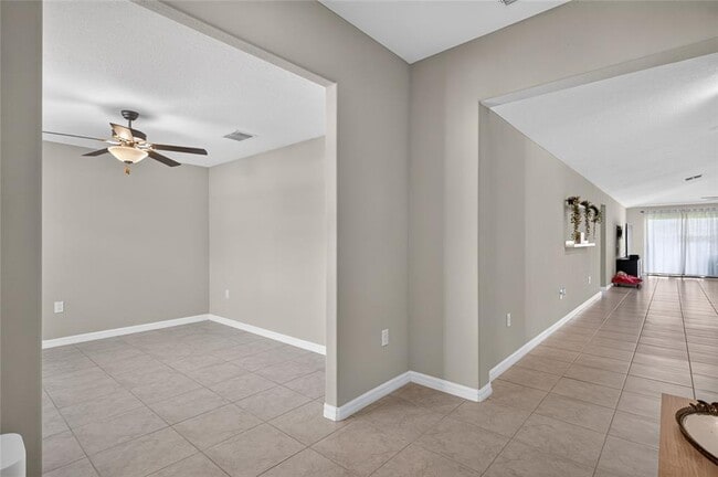 Building Photo - 5420 Leslie Canyon Dr
