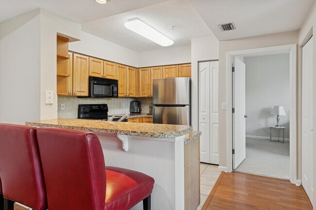 Building Photo - 2052 Alta Meadows Ln