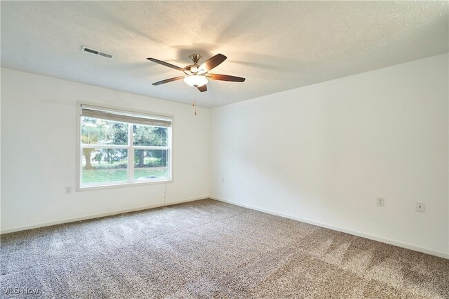 Building Photo - 1747 Blase Nemeth Rd