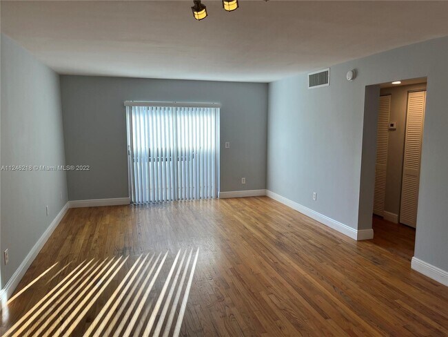 Building Photo - 1610 Lenox Ave