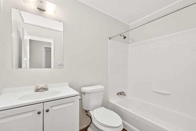 Building Photo - 11918 Greensbrook Forest Dr