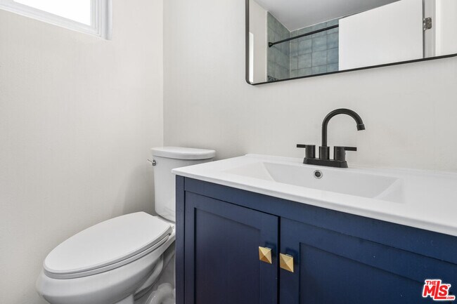 Building Photo - 4622 W 149th St