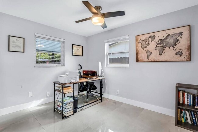 Building Photo - 5070 SW 94th Terrace