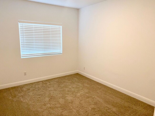 Building Photo - BRAND NEW 3 Bed 2 Bath Lennar Home in the ...