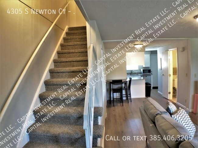Building Photo - 4305 S Newton Ct