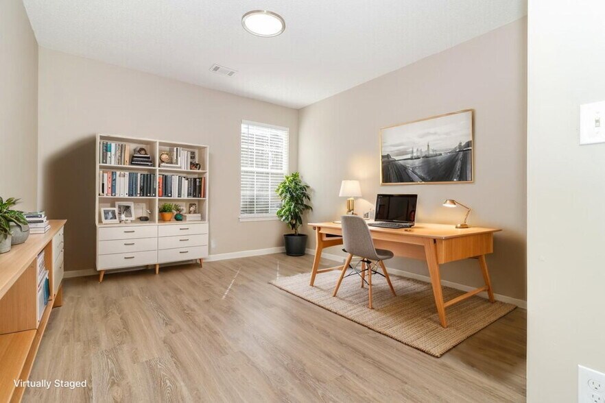 Building Photo - 166 Birchfield Way