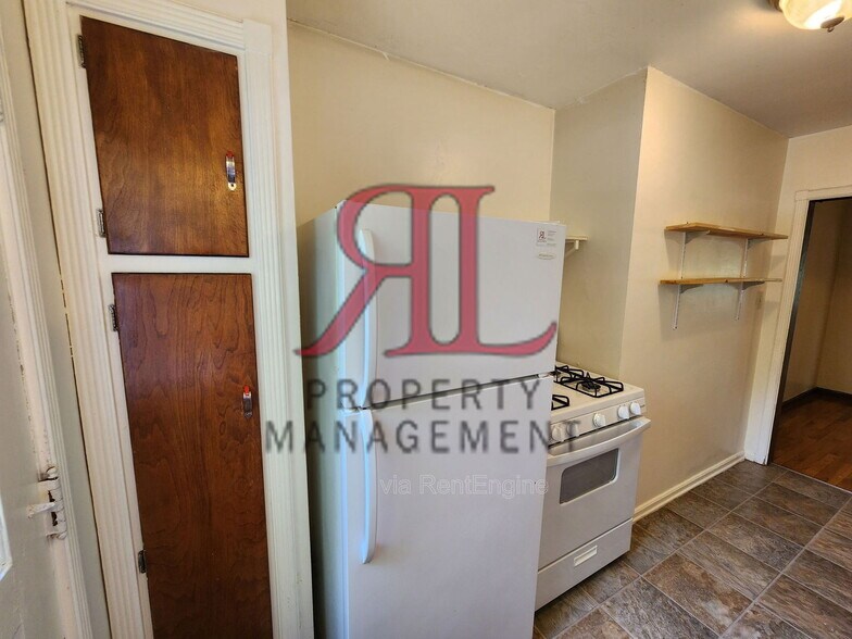 Building Photo - 1088 Northwest Blvd