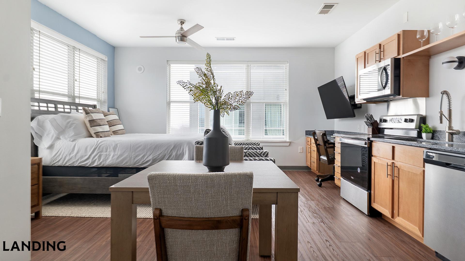 Building Photo - 302 13th St S