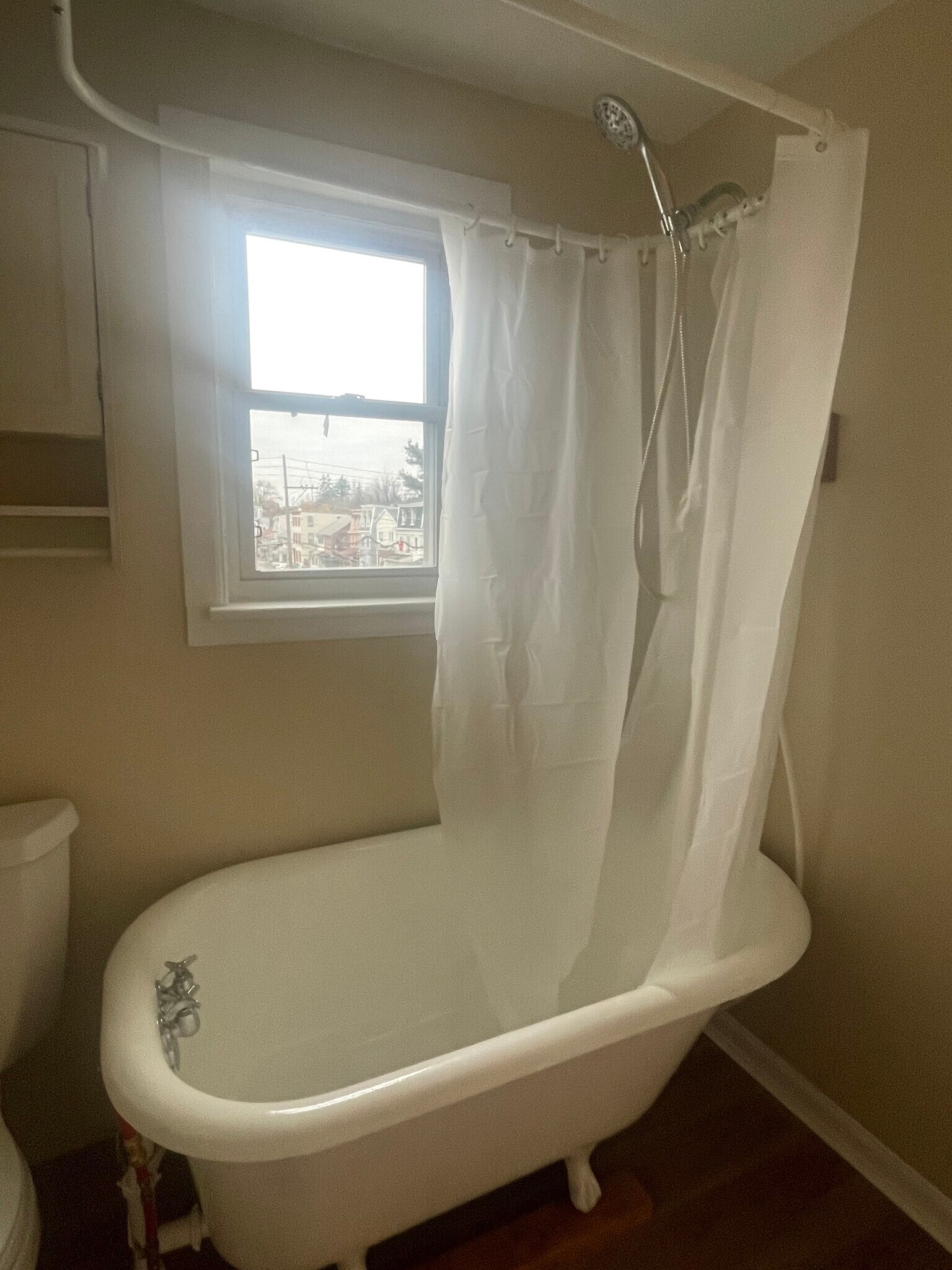 Building Photo - 42 Ann St