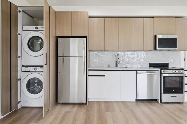 Building Photo - 4456 30th Street - North Parks Elevated Spanish Style Community