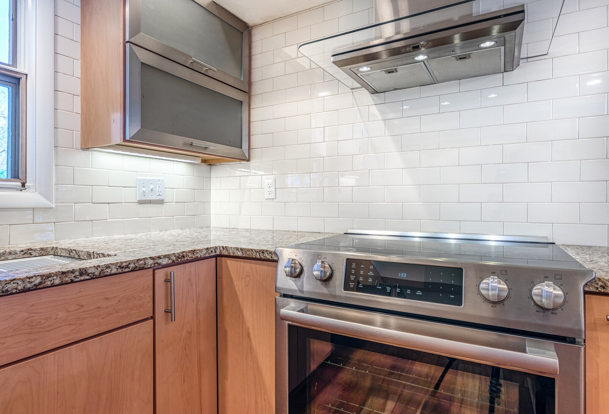 Building Photo - 565 Jack Pine Ct