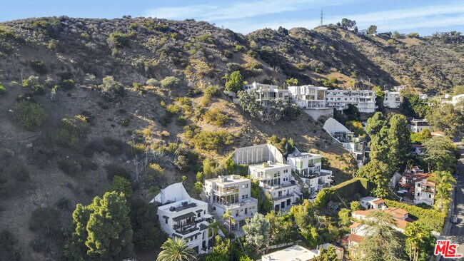 Building Photo - 1929 N Curson Ave