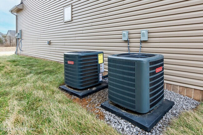 Building Photo - 13706 Halden Ridge Way