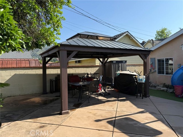 Building Photo - 1039 N Soldano Ave