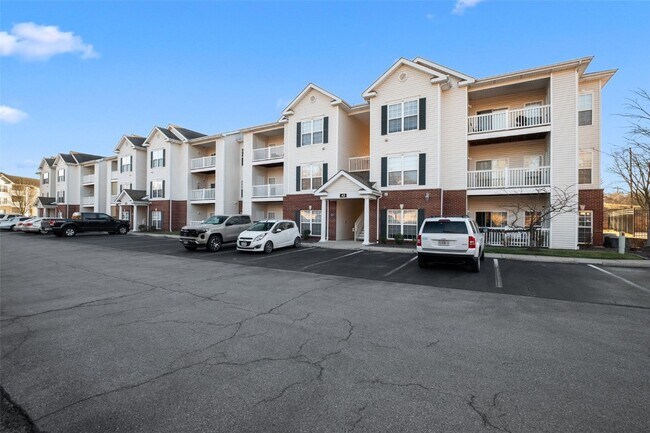 Building Photo - 42 Kassebaum Ln