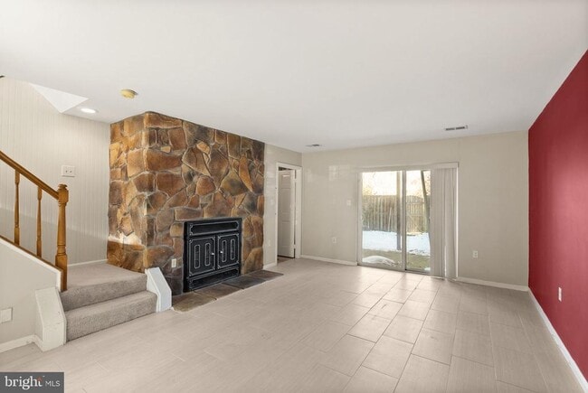 Building Photo - 7829 Mt Woodley Pl