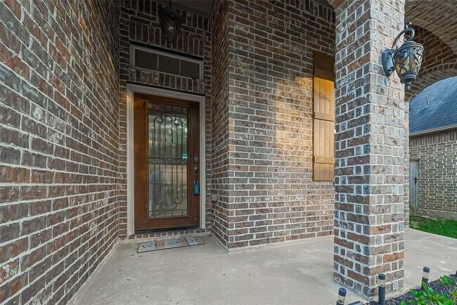 Building Photo - 146 Kinnerly Peak Pl